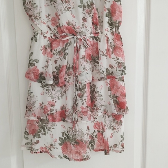 New Francesca's TRIXXI Chiffon Ruffle Floral Print Surplice Dress Peachy Pink S - Picture 6 of 13